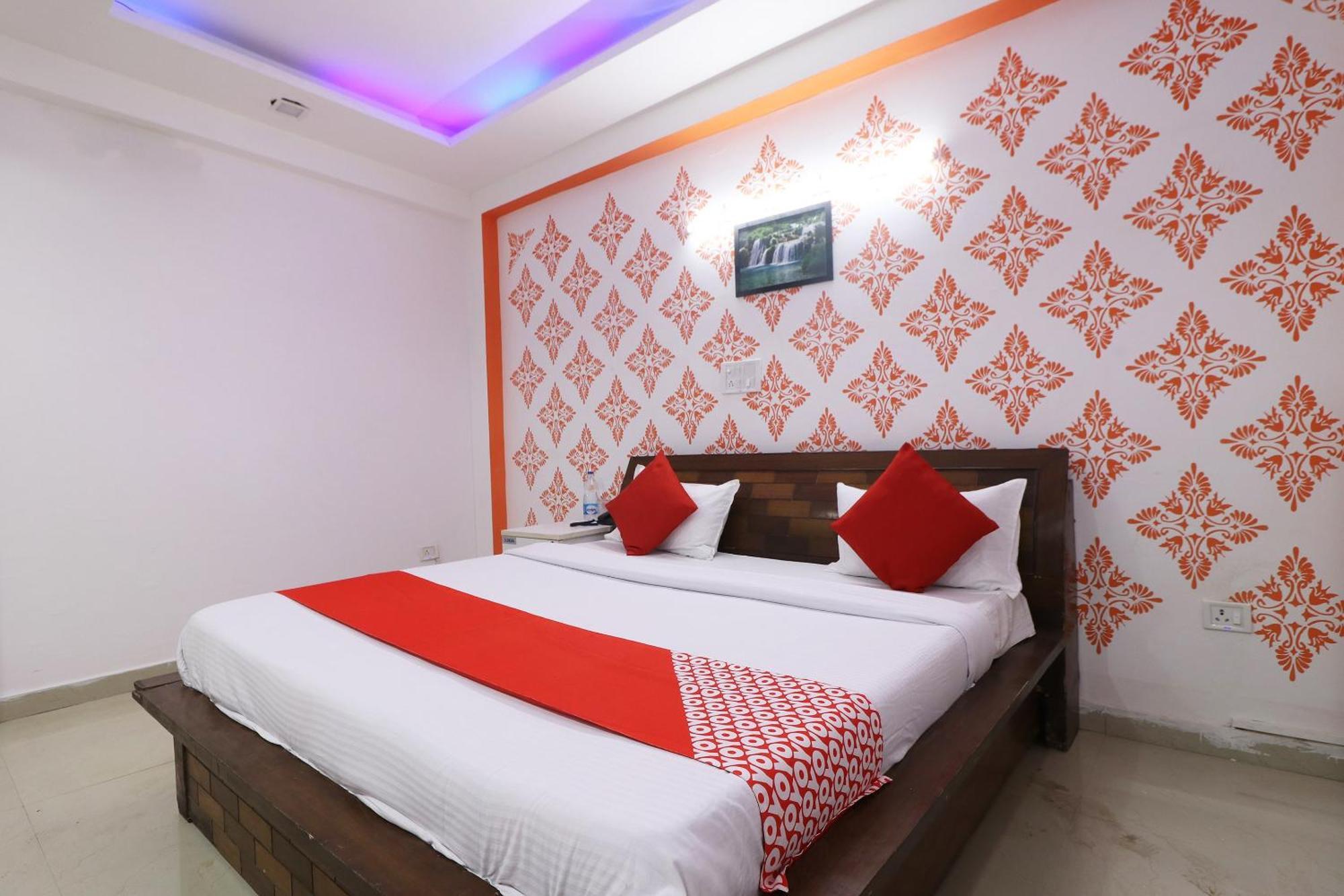 Hotel O Aaradhya Residency Noida Kültér fotó