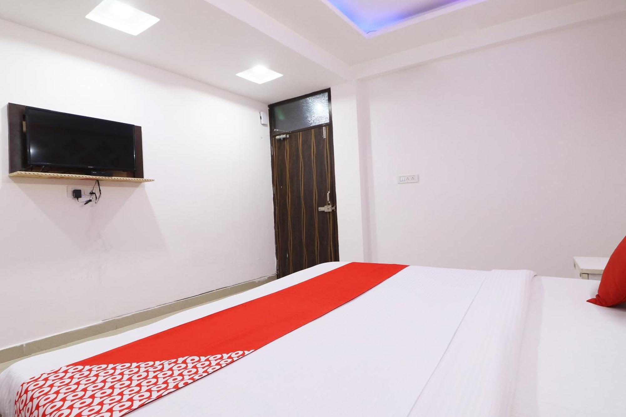 Hotel O Aaradhya Residency Noida Kültér fotó